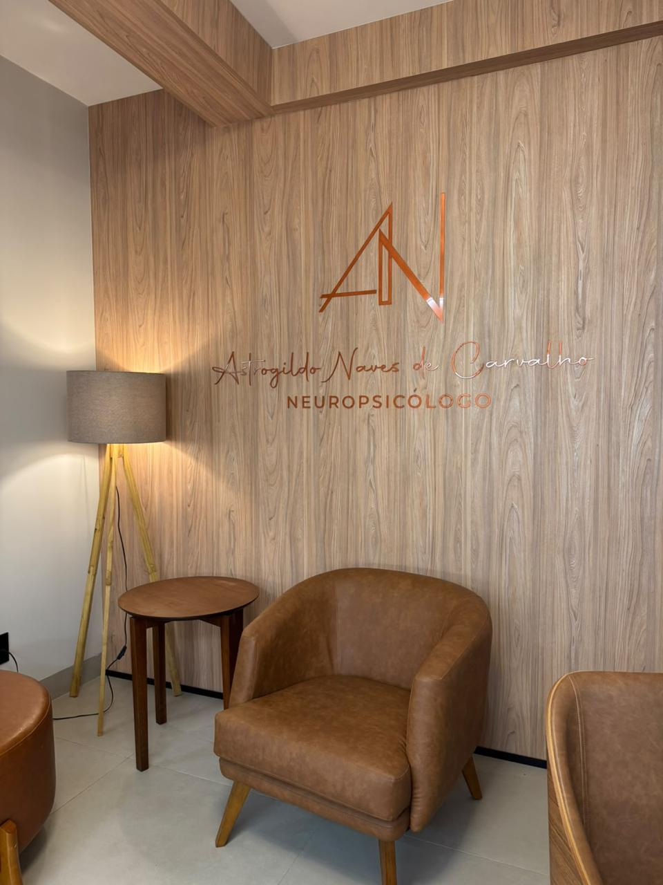 Ambiente do consultório de Astrogildo Naves de Carvalho