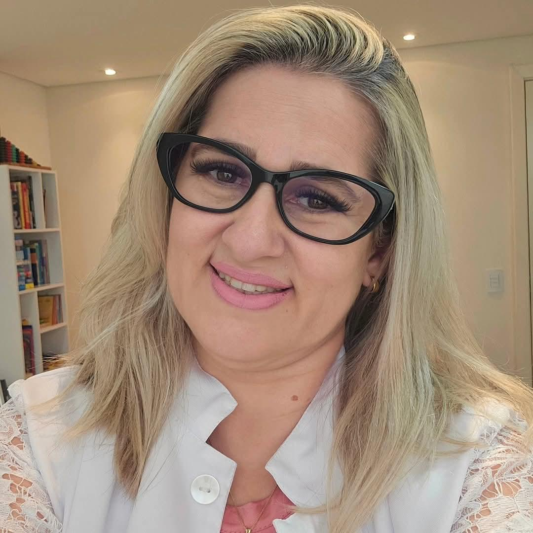 Angélica Haddad Cavaliere, Psicóloga e psicopedagoga da Aysu